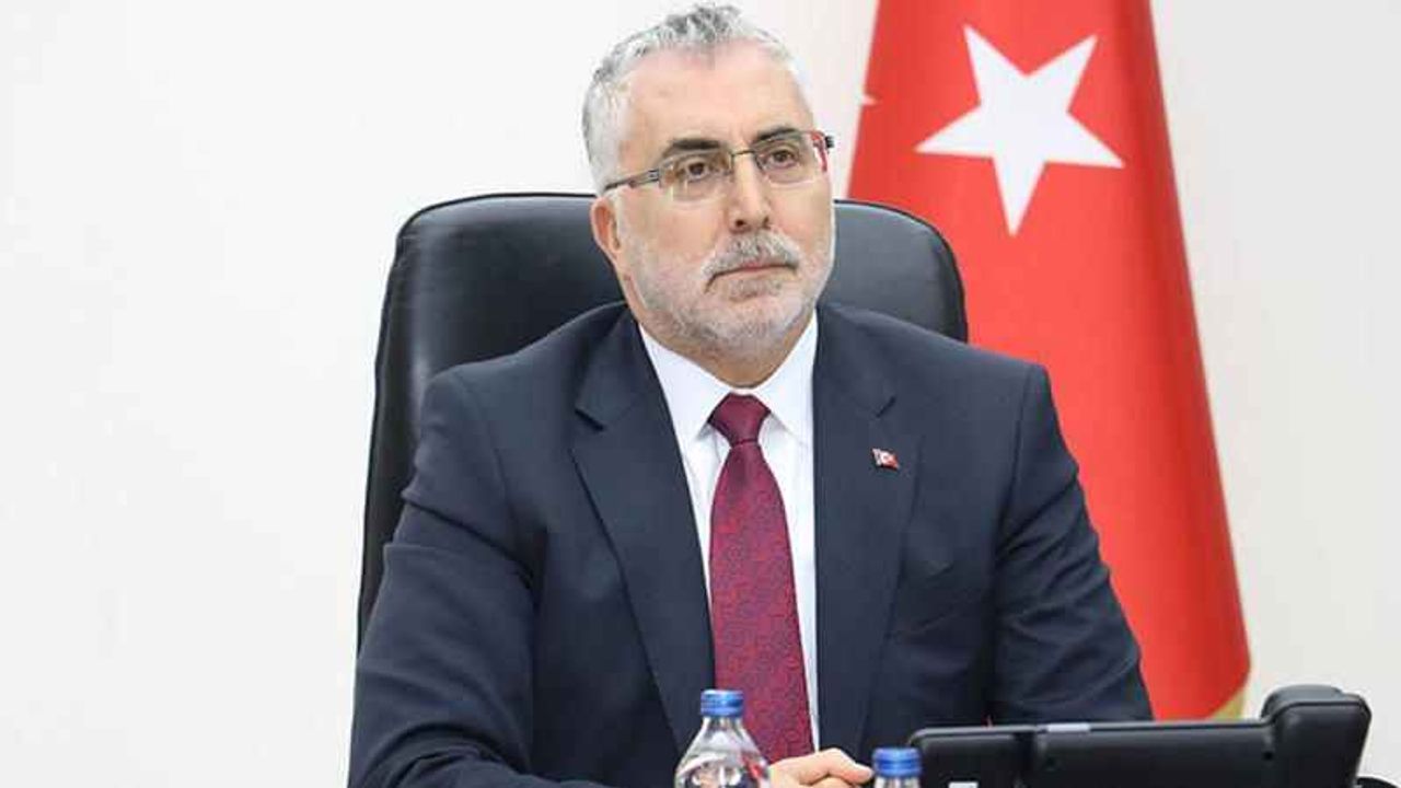 "İşsizlikle mücadelemize devam ediyoruz"