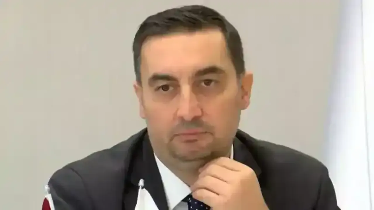 Burak Akburak, görevinden istifa etti