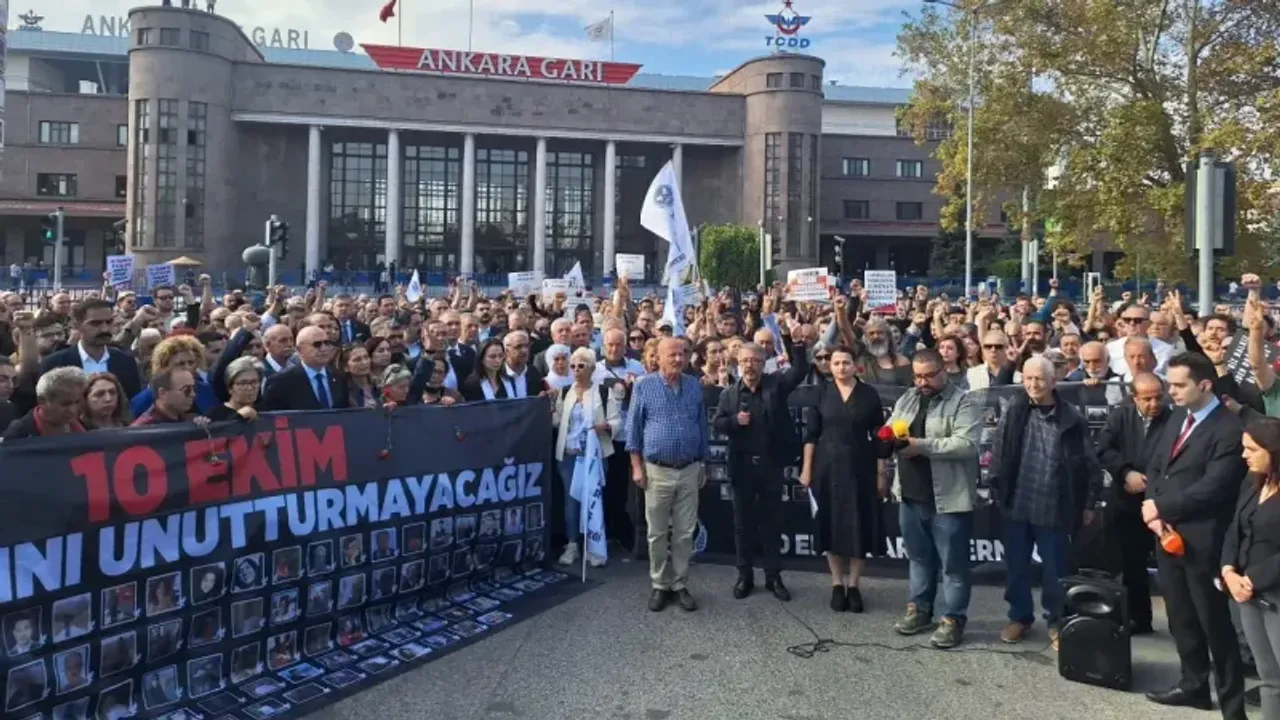 Tren Garı saldırısında ölenler 9'uncu yılda anıldı