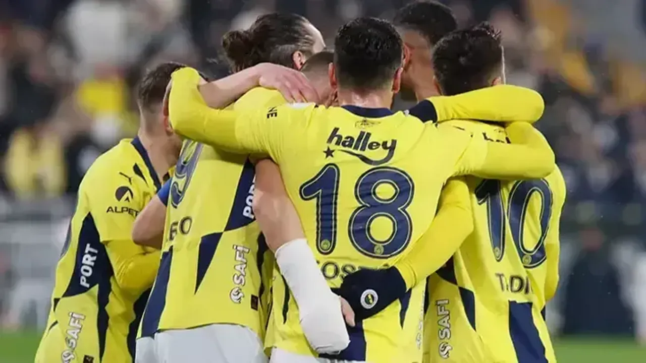 Fenerbahçe, Galatasaray ile puan farkını 4’e indirdi