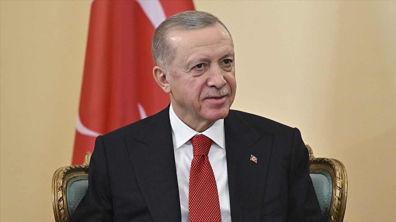 Cumhurbaşkanı Erdoğan'dan A Milli Kadın Futbol Takımı'na tebrik