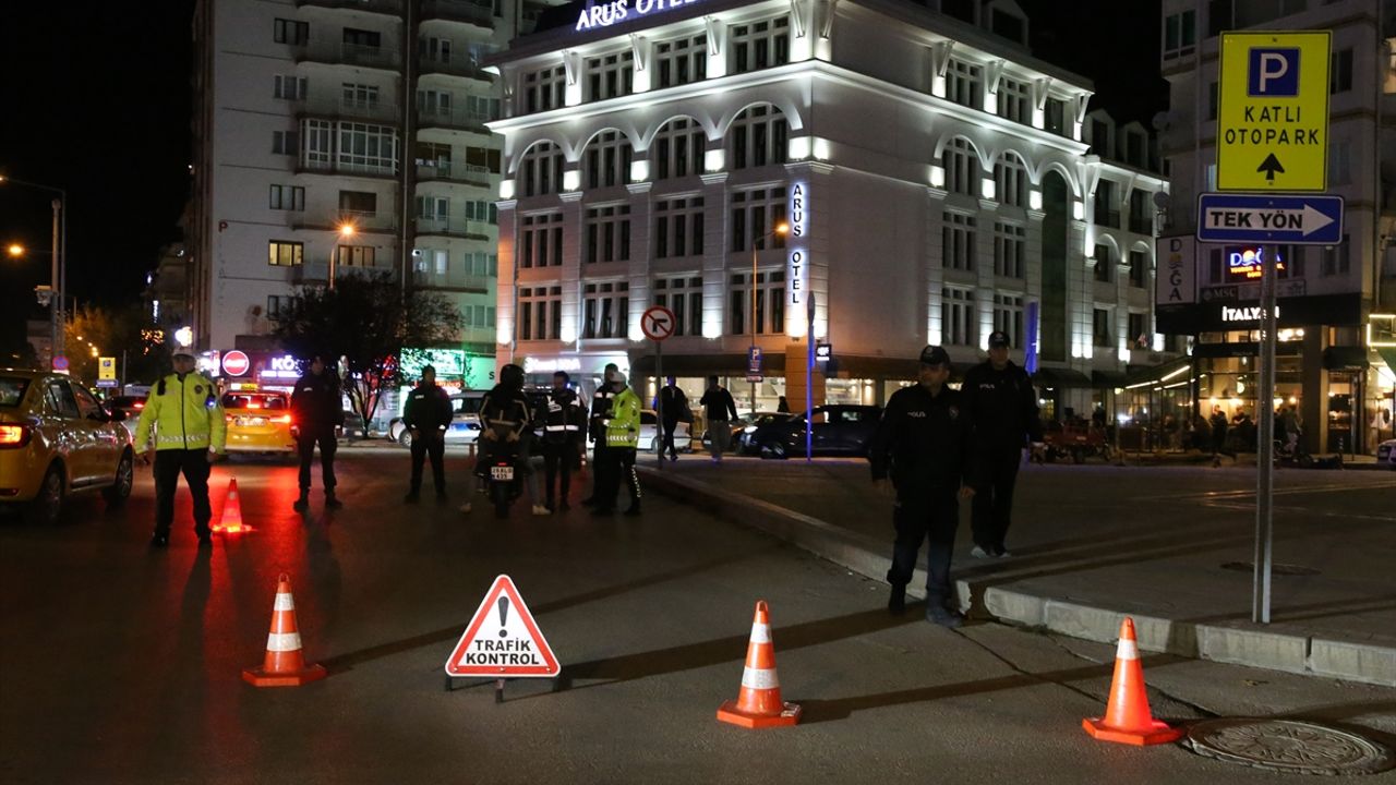Eskişehir'de asayiş ve trafik uygulaması: 3 yakalama