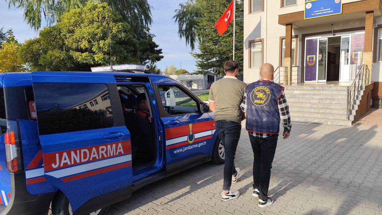 Kırşehir'deki firari hükümlüyü jandarma yakaladı