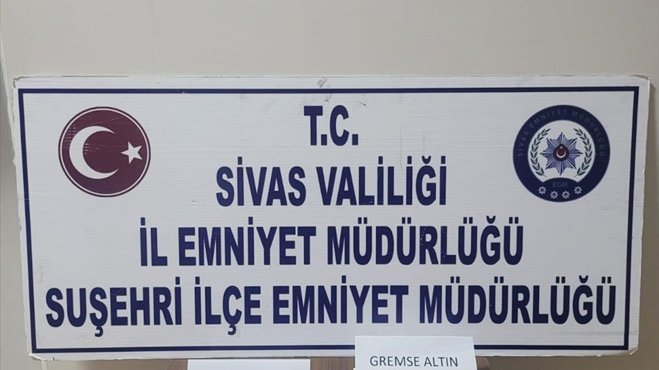 Kuyumcuya sahte altın satmaya çalıştı