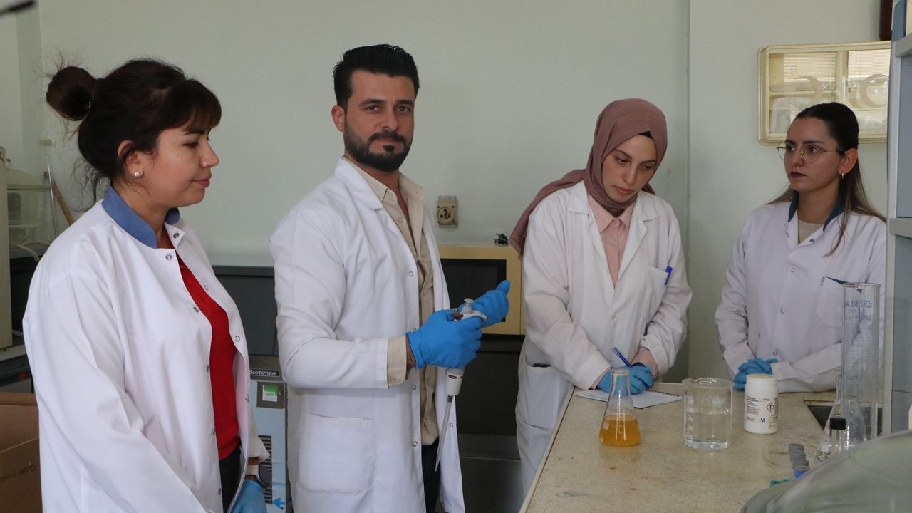 Adana'da Gıdalar İçin Doğal Koruyucu Üretildi