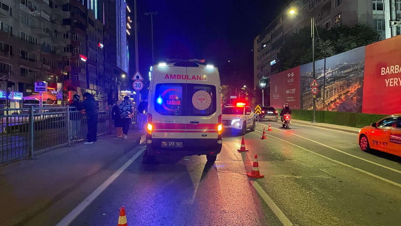 Beşiktaş'ta alt geçitte motosiklet kazası