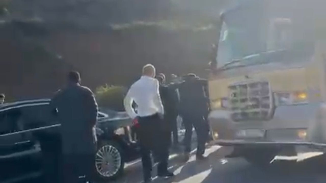 Maltepe'de yolu kapatıp horon oynadılar