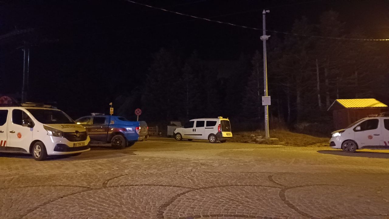 Uludağ'da Kaybolan 2 Kişi Aranıyor