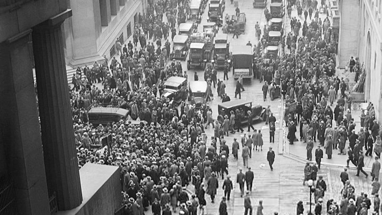 Kara Perşembe: Büyük Buhran