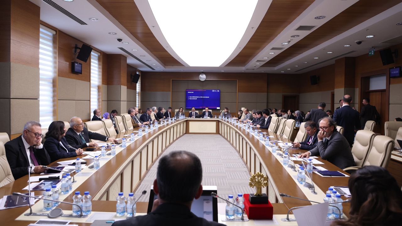 Engelli Bireylerin Sorunlarını Araştırma Komisyonu Meclis'te toplandı