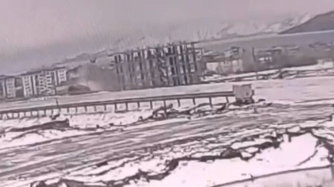 Bitlis'te otomobil takla attı: 1 yaralı