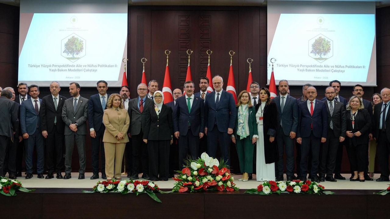 Cevdet Yılmaz, 'Yaşlı Bakım Modelleri Çalıştayı'nda konuştu