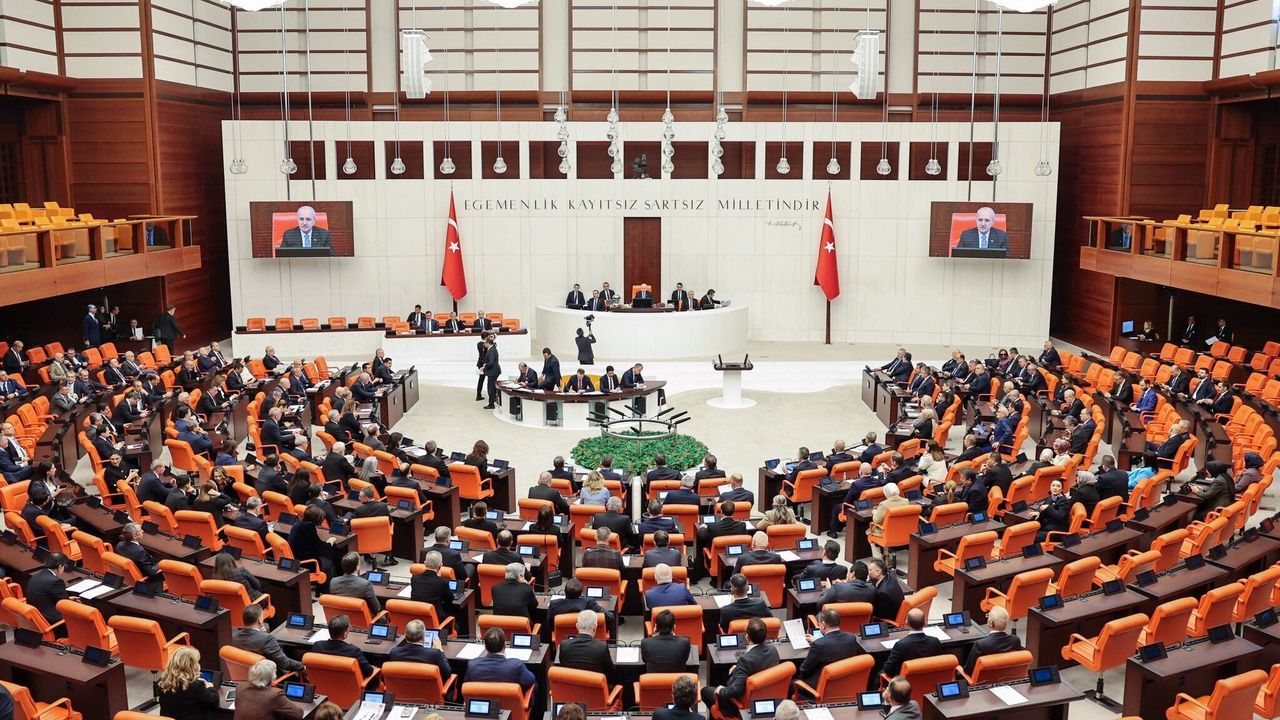 Meclis’te Kritik Teklif İlerliyor: Emniyet Düzenlemesinde İlk 6 Madde Geçti