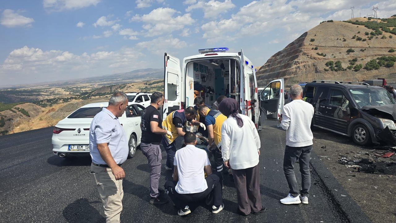 Bingöl’de trafik kazası: 6 yaralı