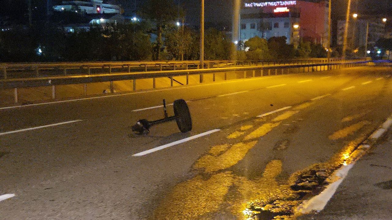 Orhangazi'de takla atan otomobilde 3 kişi yaralandı