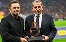 Galatasaray'da Taraftar İsyanda Ama Hoca ve Başkan Memnun!