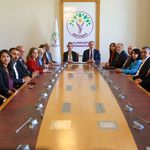 DEM Parti'den 'Terörsüz Türkiye' süreci için kanun teklifine imza