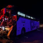 Gaziantep'te yolcu otobüsü TIR'a çarptı
