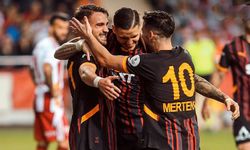 Galatasaray golcüleri ile güldü