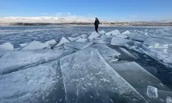 Kars ve Ardahan'da göletler dondu
