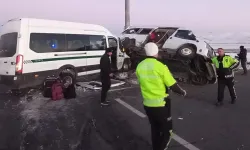 Kars’ta feci kaza: 27 yaralı