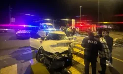 Nevşehir'de, hafif ticari araç ile otomobil çarpıştı