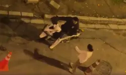 Sokak ortasında kadına şiddet