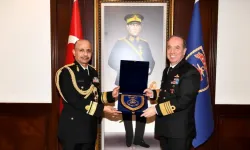 Deniz Kuvvetleri Komutanı Tatlıoğlu, Ummanlı mevkidaşı ile görüştü