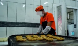 Cezaevinin ekmek ihtiyacını karşılıyorlar