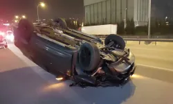 Cip bariyerlere çarpıp devrildi