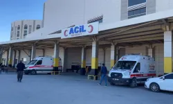 Acil serviste bıçaklı kavga