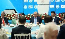 Erdoğan, sağlık çalışanlarıyla iftarda