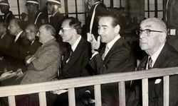 Demokrasinin Kanlı Adaleti: Yassıada Yargılamaları
