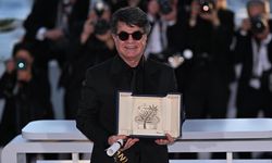 Altın Palmiye Ödülü'nün sahibi  Jafar Panahi oldu