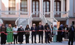 “Zuhurat” Sergisi Sanatseverlerle Buluştu