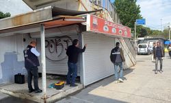 15 Yıl Sonra Kaçak Büfeler Yıkıldı