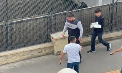 Adliye önünde kavga ettiler