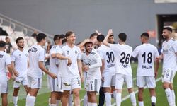 Altay'ın Gençlerle Teselli Buluyor