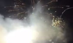 Belediye işçisi havai fişekleri ateşlerken yaralandı