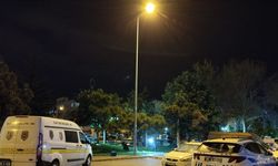 Borç kavgası kanlı bitti: İki genç birbirini bıçakladı