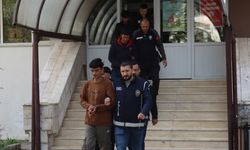 Kaçak göçmenler otomobilde yakalandı