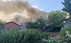 Koaceli'de odunluk alev aldı