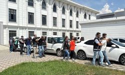 Kocaeli'de otomobile ateş açan şüpheliler yakalandı