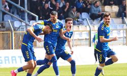 Menemen FK ile Vanspor Play-Off'ta Karşı Karşıya