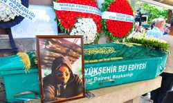 Özgür Özel Manisa'da cenazeye katıldı