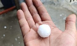 Tokat'ta Araçlar Dolu Yağışında Hasar Aldı