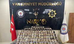 Van'da Nakliye Aracında Yasaklı Madde Ele Geçirildi