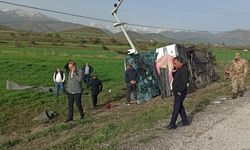 Van'da yolcu otobüsü devrilerek kaza yaptı