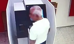 ATM’de kalan parası çalındı