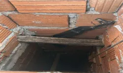 Bacaya silah gizlemiş silah bulundu